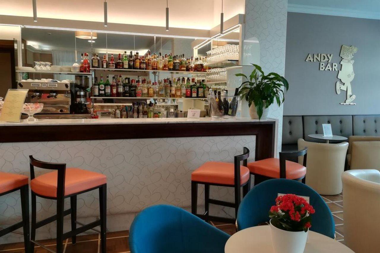 弗洛拉酒店 斯特雷萨 外观 照片